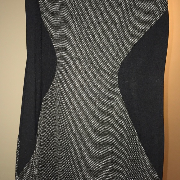 Express Dress - Picture 2 of 4